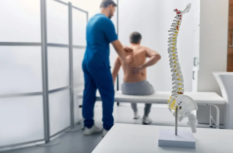 Is it better to go to a chiropractor or a physical therapist for back pain_